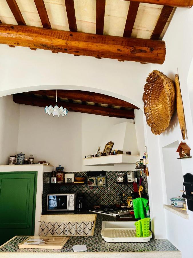 شقة Cortile Padre Vincenzo إريس المظهر الخارجي الصورة